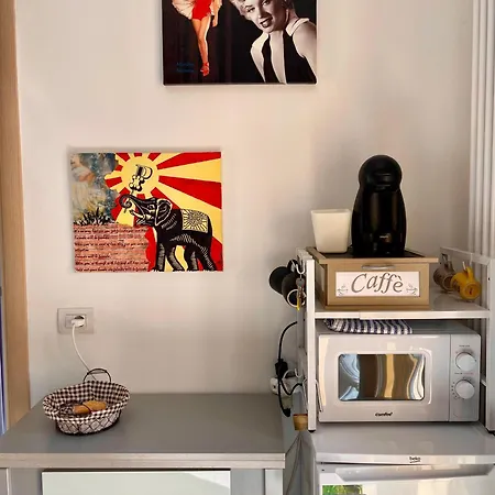 La Stanza Di Laura *